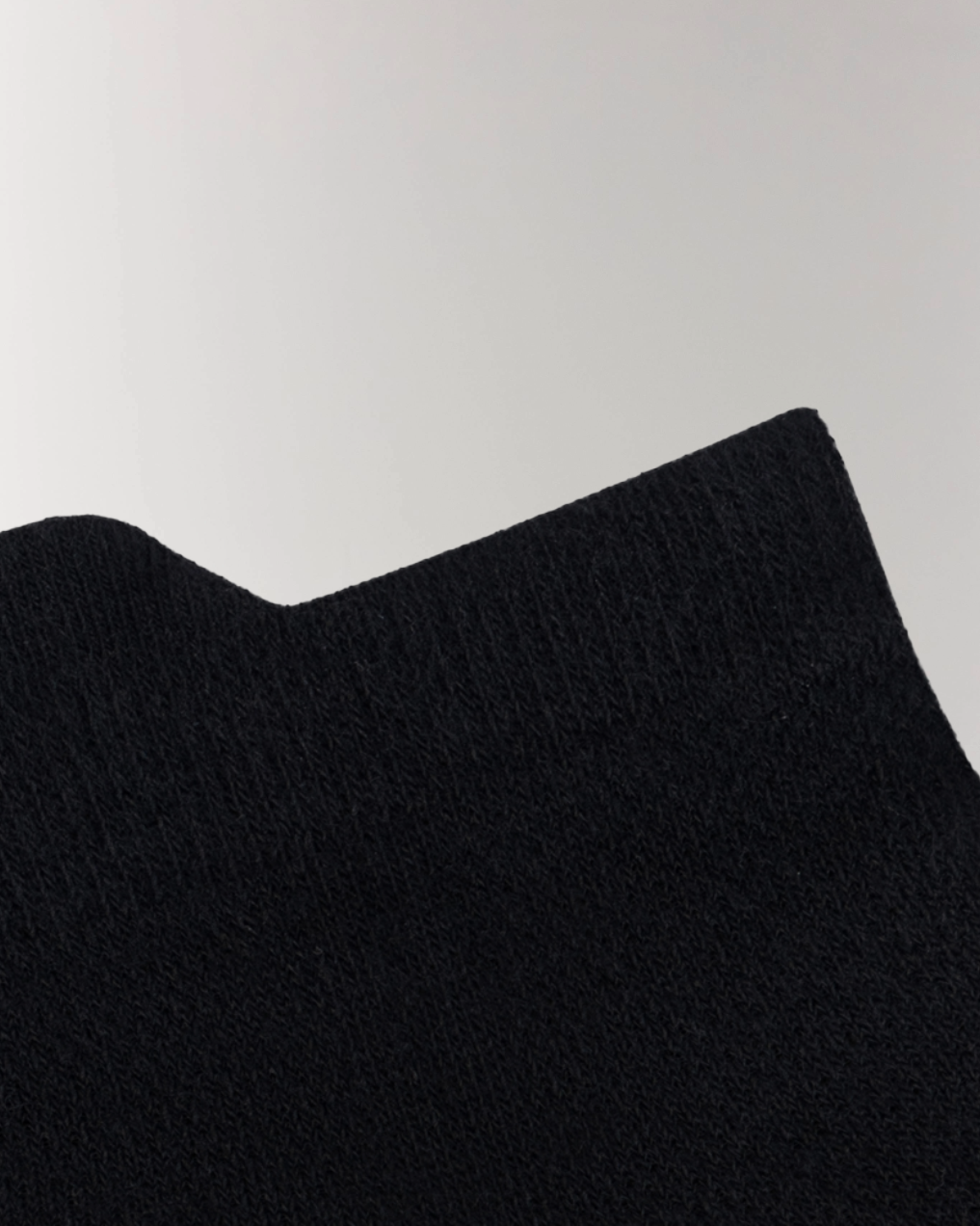 Detailed photo of cotton air ankle socks in black