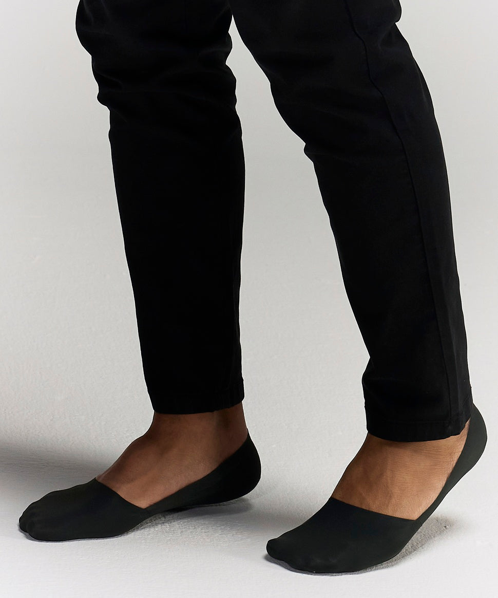 front photo of No Trace Ice Sock Dark Green