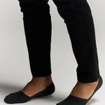 front photo of No Trace Ice Sock Dark Green