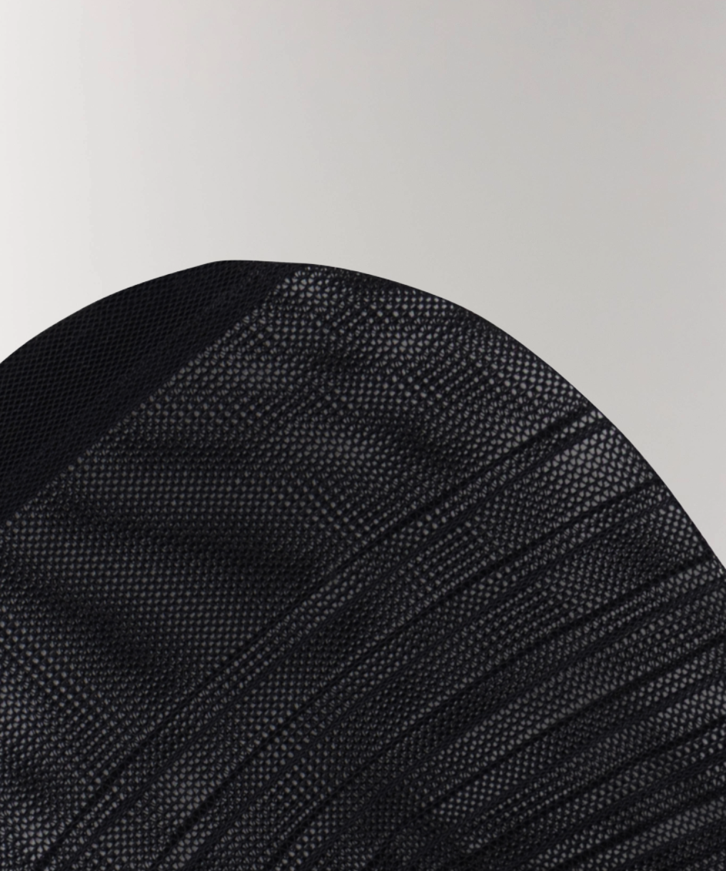 Zoomed photo of Ultra Light Invisible Ice Socks in black