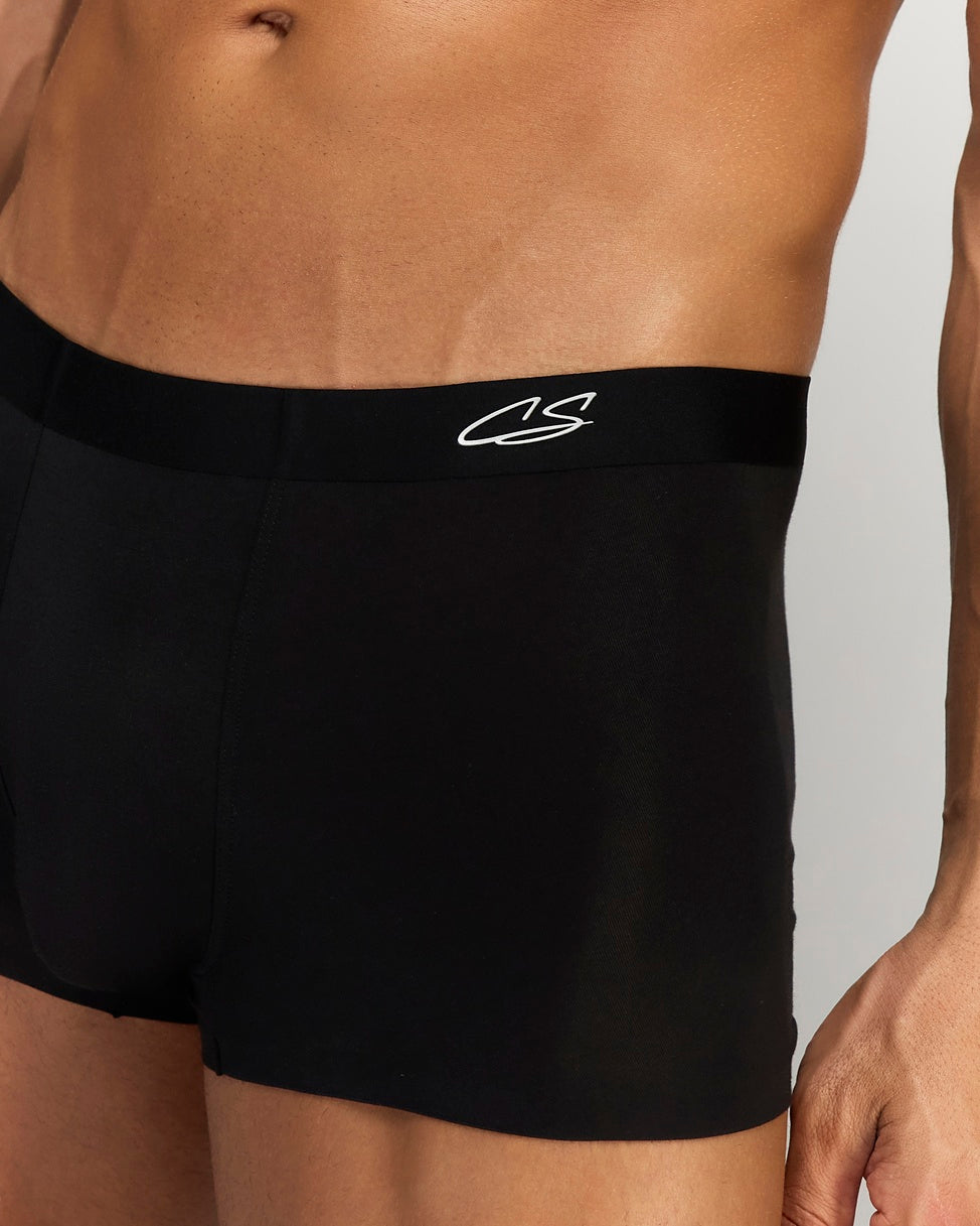 zoomed in picture of model wearing cottosilk ultra soft modal trunk
