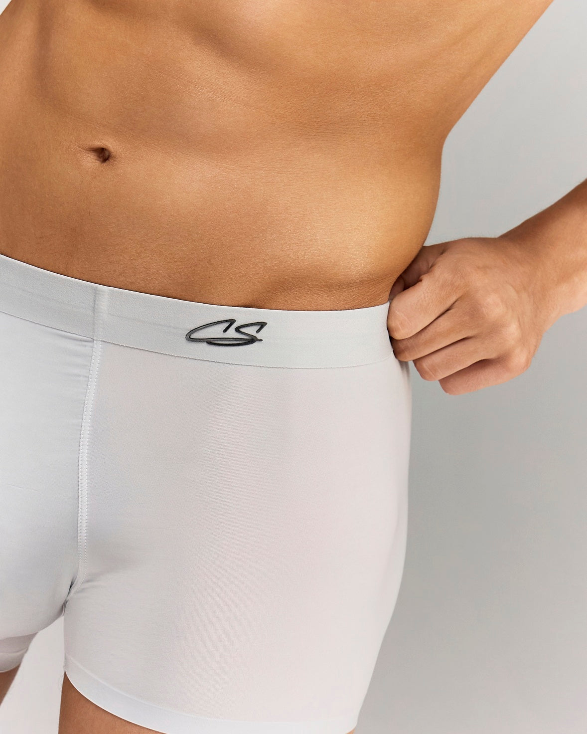 Detailed Picture of Ultra Light Ice Tech Trunk showing its waistband and details.
