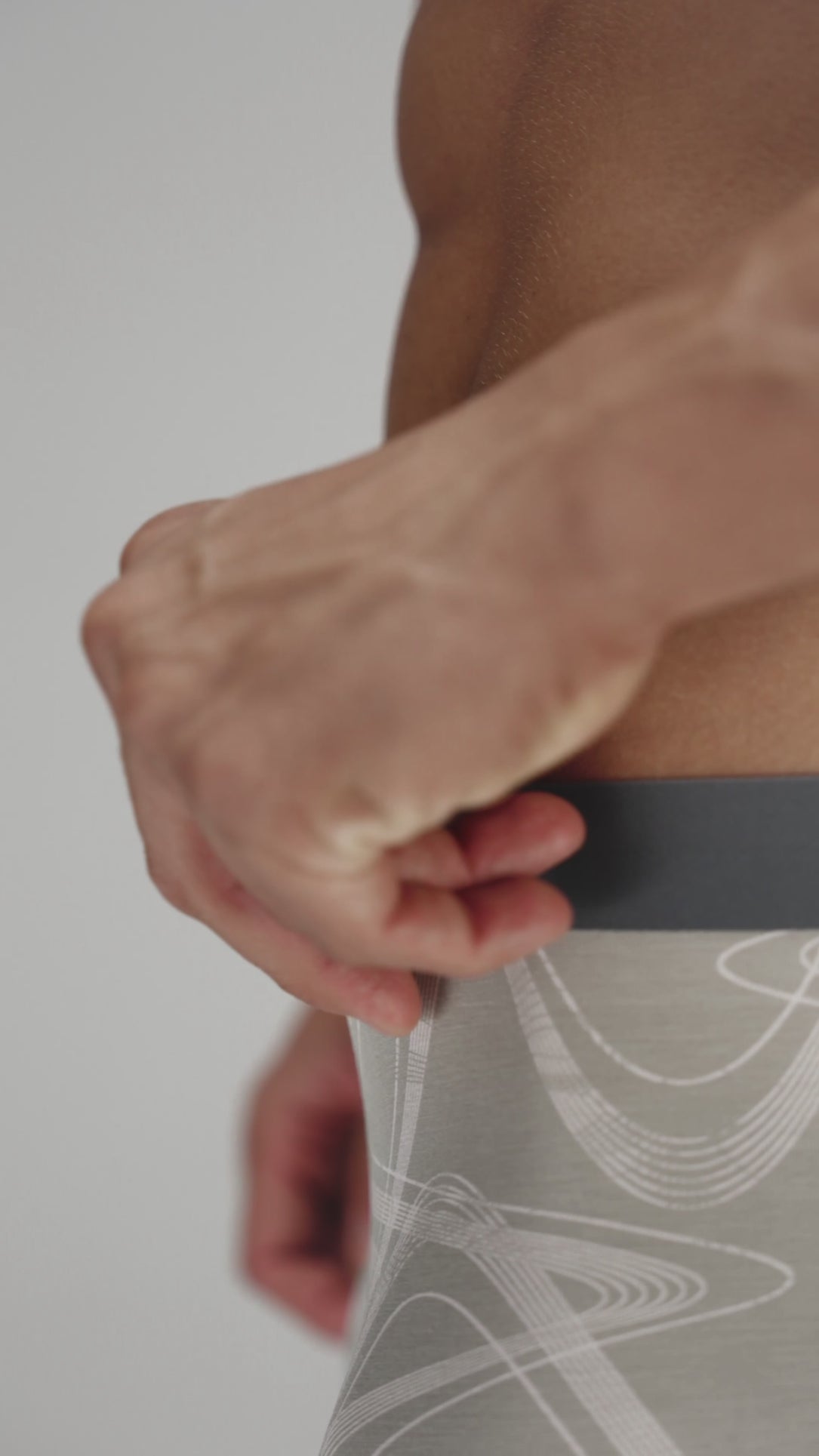 Video showing a model wearing the CS Streak Modal Trunk and highlighting its details.